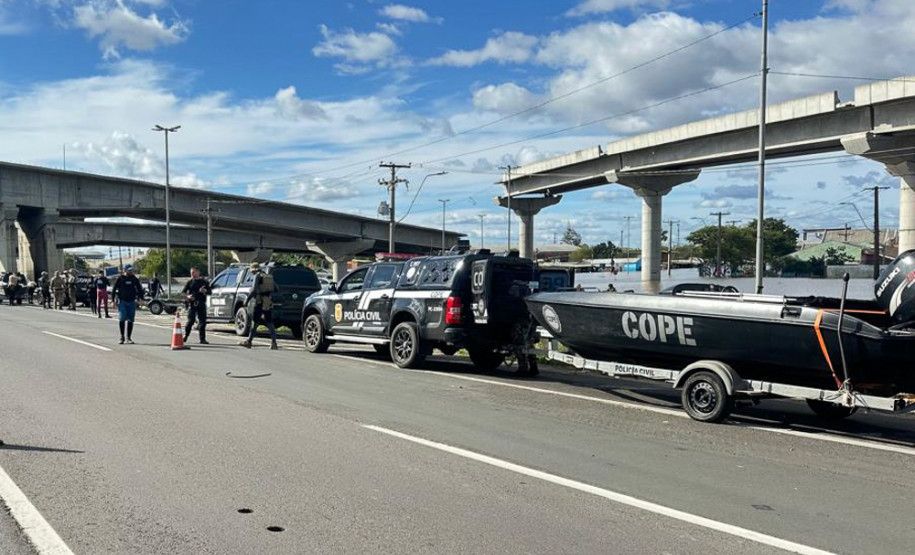 Com 104 agentes e muita tecnologia, forças de segurança do PR seguem apoiando o RS