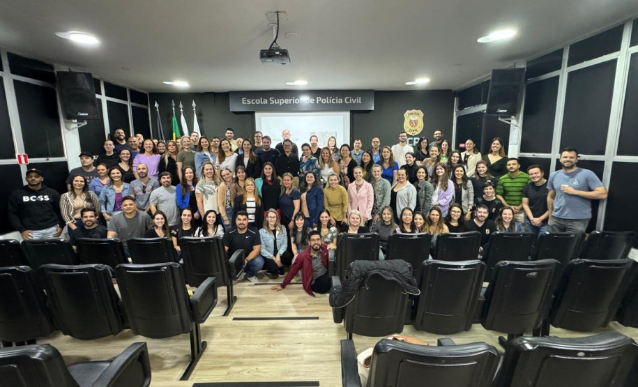 PCPR ministra curso de quiroscopia para 100 papiloscopistas em Curitiba
