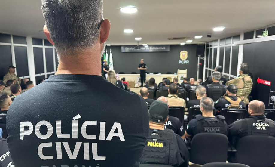 PCPR desmantela grupo criminoso de roubos de veículos e prende 21 em megaoperação no Paraná e Santa Catarina