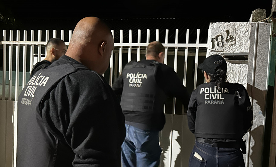 PCPR desmantela grupo criminoso de roubos de veículos e prende 21 em megaoperação no Paraná e Santa Catarina