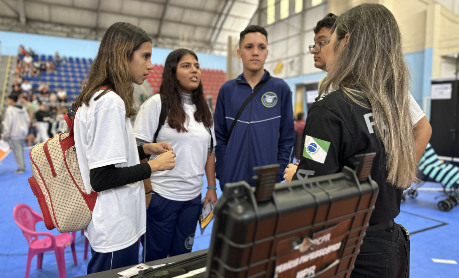 PCPR na Comunidade leva serviços de polícia judiciária e orientações para mais de 5,4 mil pessoas em Curitiba, Matinhos e Maringá