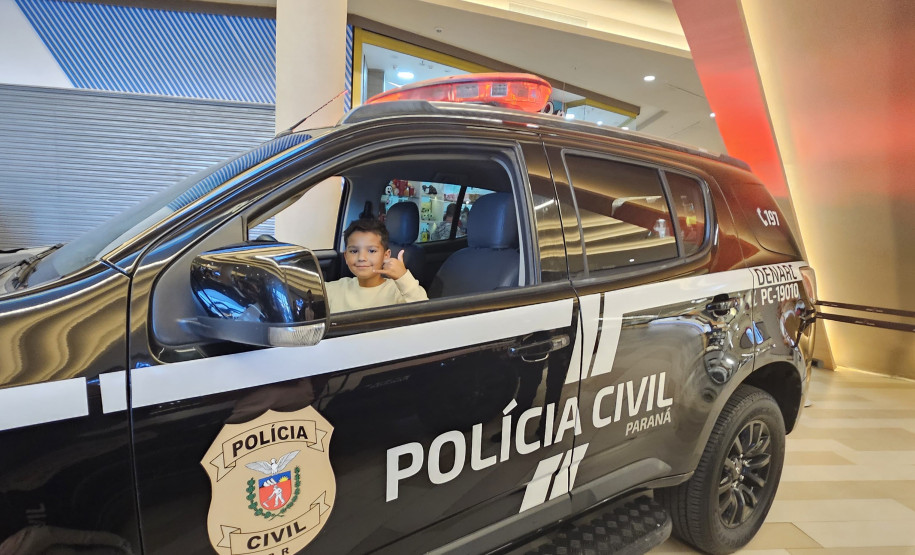 PCPR atende 1,2 mil pessoas em ação de conscientização e prevenção ao uso de drogas em Curitiba