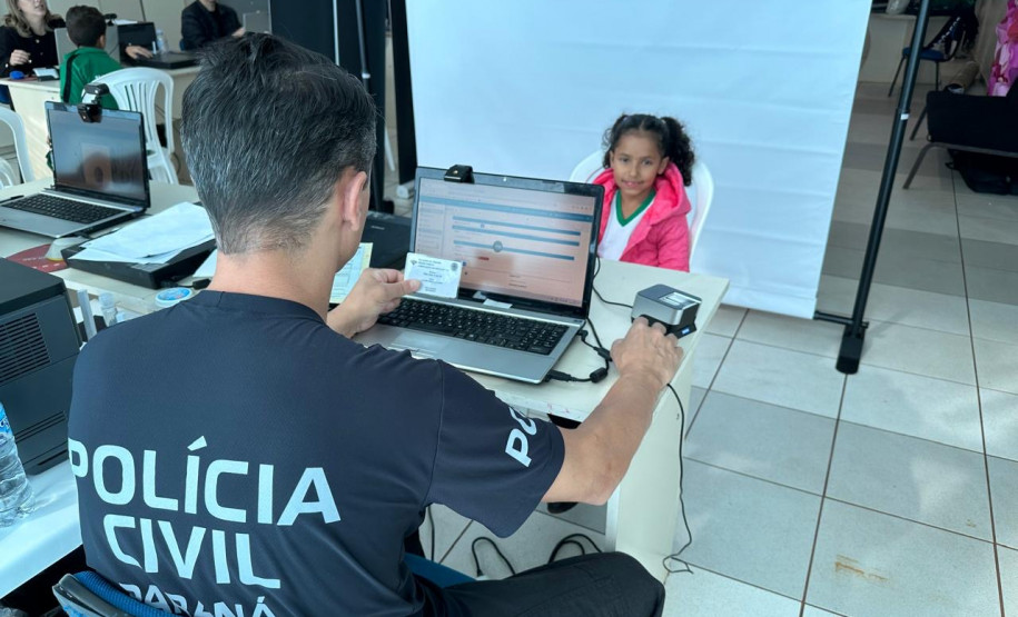 PCPR na Comunidade leva serviços de polícia judiciária e exposições para mais de duas mil pessoas em Curitiba, RMC e interior do Estado
