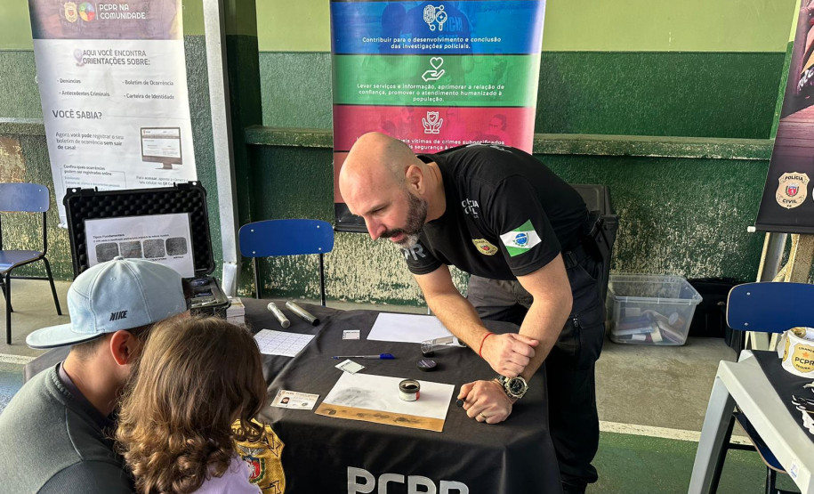 PCPR na Comunidade leva serviços de polícia judiciária e exposições para mais de duas mil pessoas em Curitiba, RMC e interior do Estado