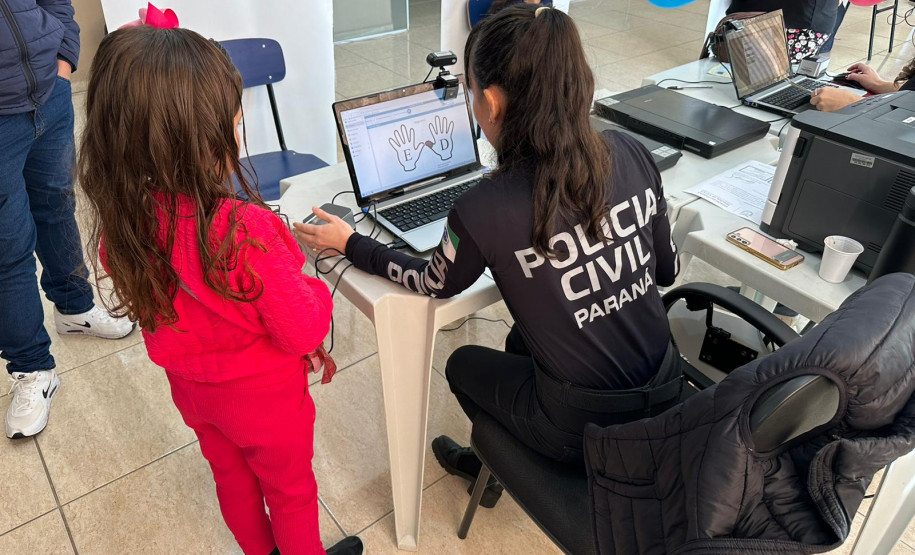 PCPR na Comunidade leva serviços de polícia judiciária e exposições para mais de duas mil pessoas em Curitiba, RMC e interior do Estado