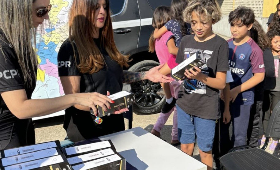 PCPR na Comunidade leva serviços de polícia judiciária e orientações para mais de 5,4 mil pessoas em Curitiba, Matinhos e Maringá