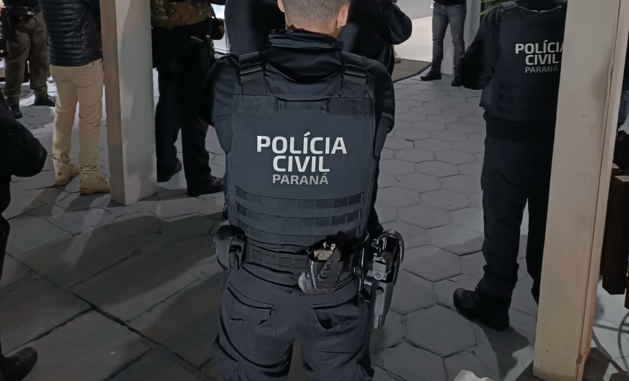 PCPR e PRF prendem seis integrantes de uma rede de tráfico de drogas na Grande Curitiba