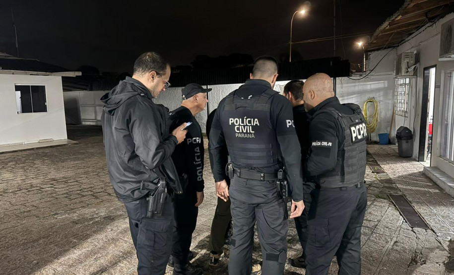 PCPR prende oito integrantes de organização criminosa ligada ao tráfico de drogas na RMC