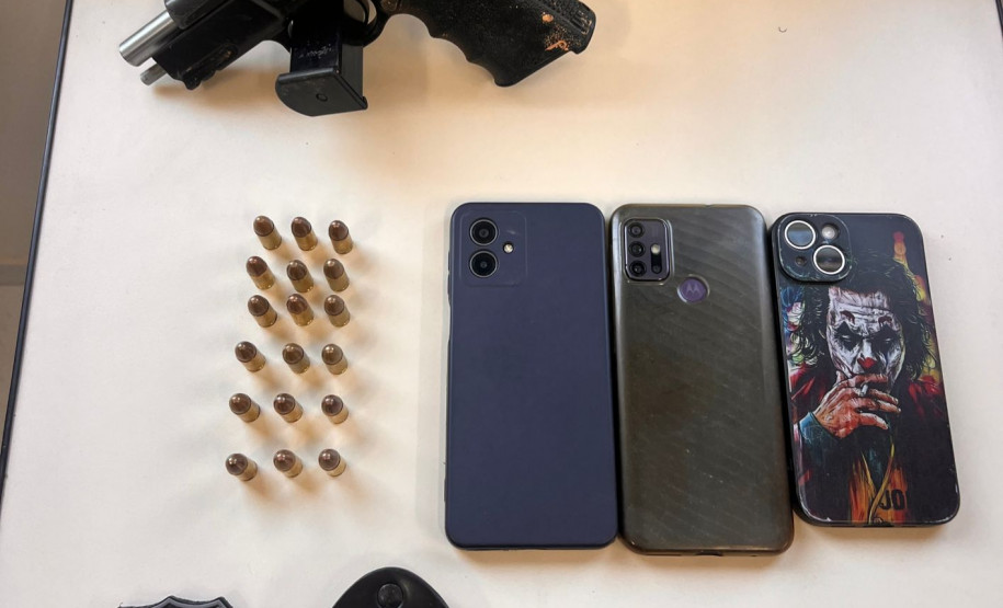 PCPR prende suspeito por porte de arma de fogo de uso restrito e apreende pistola em Almirante Tamandaré