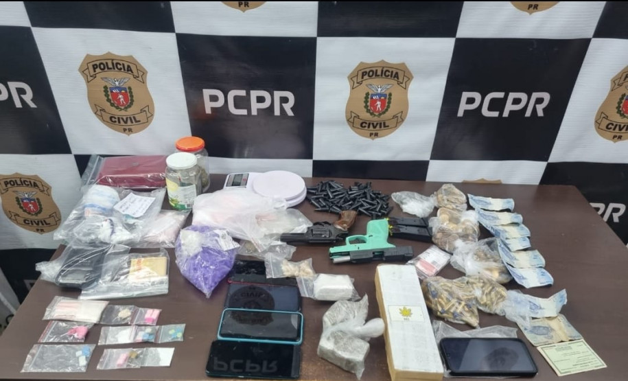 PCPR prende 12 pessoas em operação contra o tráfico de drogas em Curitiba e na RMC