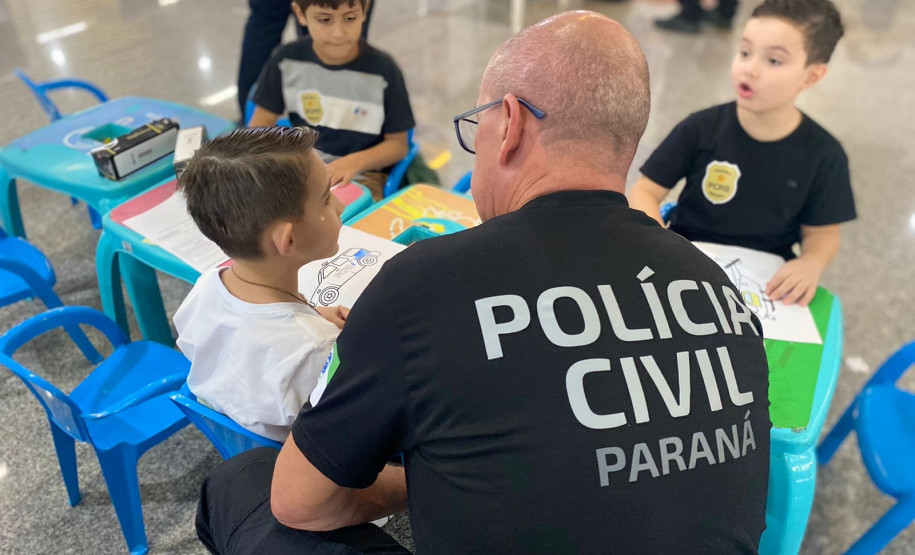 PCPR na Comunidade leva serviços de polícia judiciária para população de Castro e Douradina