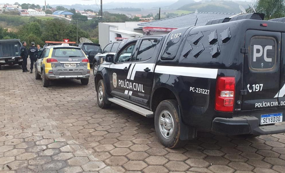 PCPR prende cinco pessoas em operação contra tráfico de drogas e associação para o tráfico em Tomazina