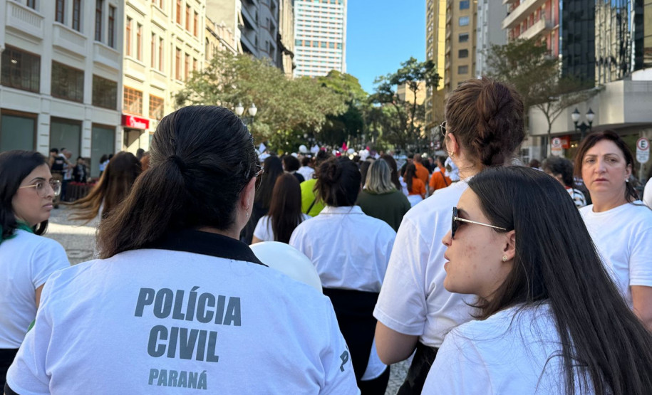 PCPR participa de Caminhada do Meio- Dia contra o feminicídio