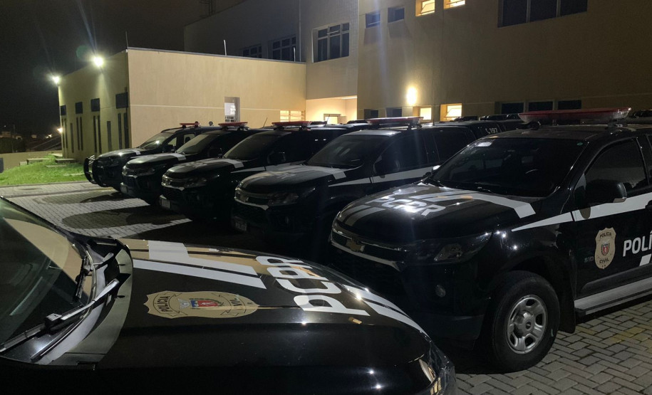 PCPR prende cinco pessoas investigadas por envolvimento com homicídio ocorrido em Araucária