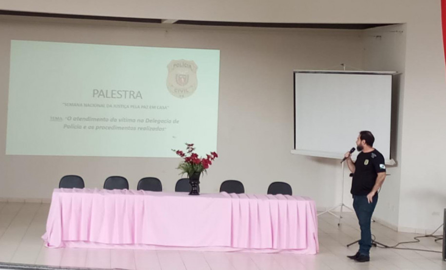 PCPR participa do evento da Semana Nacional da Justiça pela Paz em Casa em Cidade Gaúcha