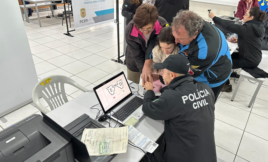 PCPR na Comunidade leva serviços de polícia judiciária e orientações para mais de 2,5 mil pessoas em Curitiba e no Norte do Estado