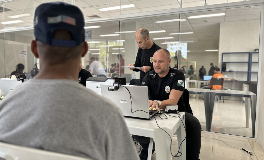 PCPR na Comunidade em Curitiba, Paranaguá e São José dos Pinhais