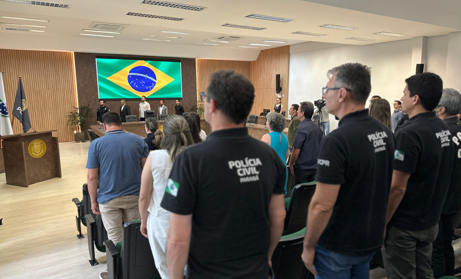 PCPR homenageia servidores com medalhas de serviço policial no Sudoeste
