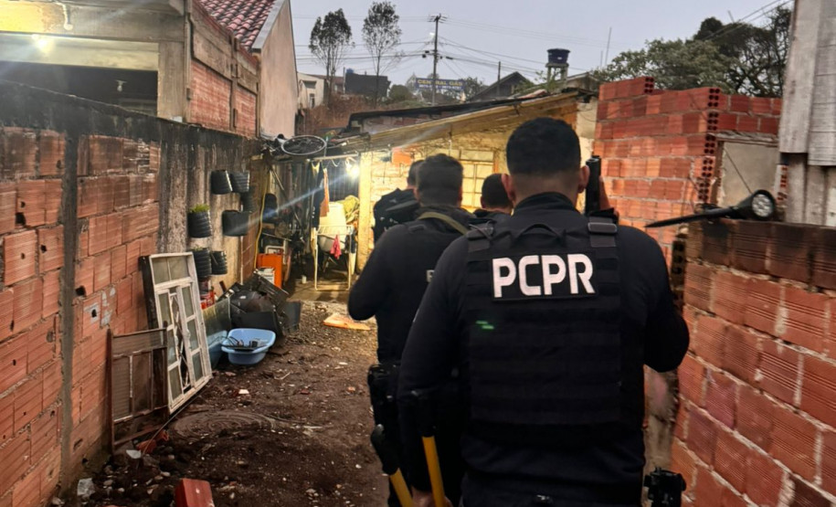 PCPR prende casal suspeito de homicídio em Piraquara