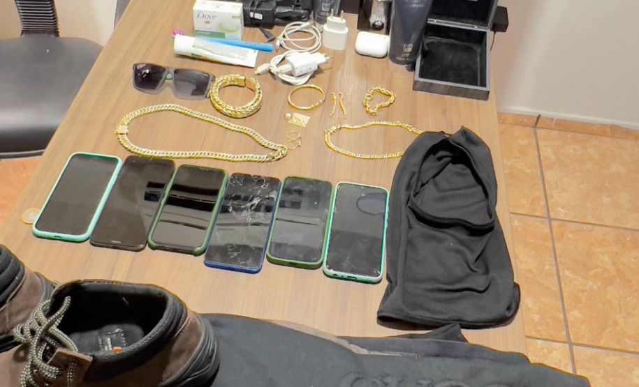 PCPR e PMPR prendem quatro homens por roubo e emprego de arma de fogo em Loanda