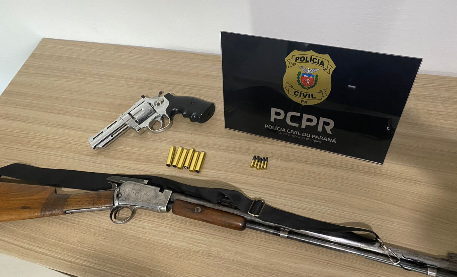 PCPR e PMPR apreendem adolescente por posse ilegal de arma de fogo e munições em Capitão Leônidas Marques