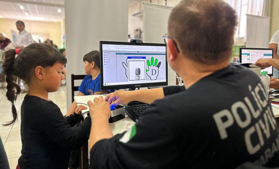 PCPR na Comunidade leva serviços de polícia judiciária à população de Faxinal