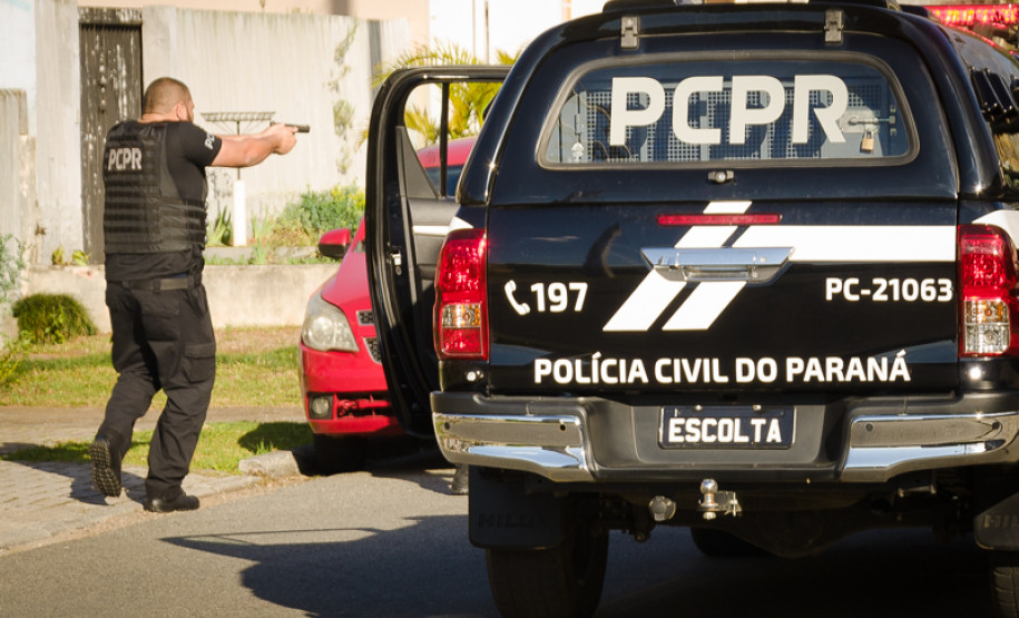 PCPR e PMPR prendem homem por tráfico de drogas e corrupção de menores em Palmas