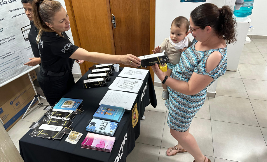 PCPR na Comunidade leva serviços de polícia judiciária e orientações a mais de mil pessoas em Curitiba e Nova Santa Bárbara