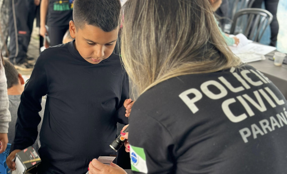 PCPR na Comunidade leva serviços de polícia judiciária, orientações e palestras para mais de 2,1 mil pessoas em Curitiba e Faxinal