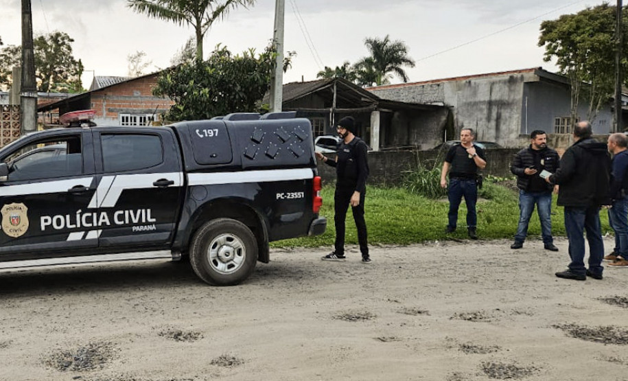 PCPR prende três pessoas suspeitas de associação criminosa, tortura, cárcere privado e roubo em São José dos Pinhais