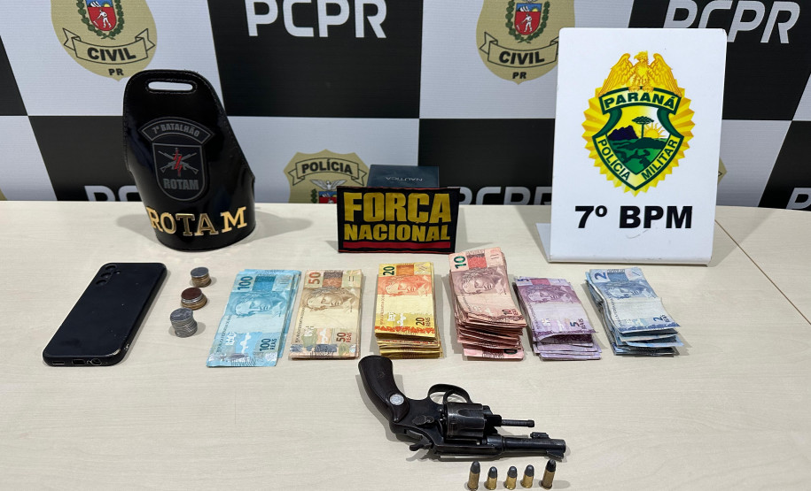 PCPR, PMPR e Força Nacional prendem dois homens e apreende três adolescente durante operação em em Cruzeiro do Oeste