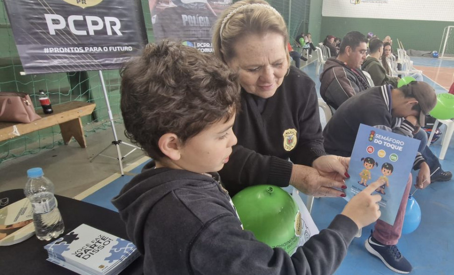 PCPR na Comunidade leva serviços de polícia judiciária à população de Faxinal