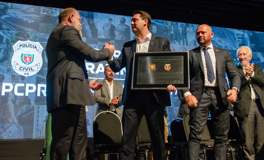 171 anos da PCPR: governador destaca modernização e eficiência da corporação