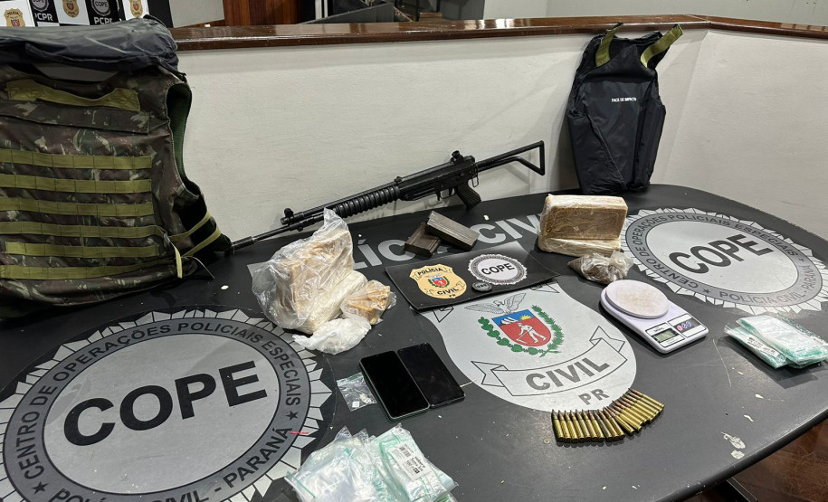 PCPR prende foragido por homicídio e apreende fuzil em Campo Largo