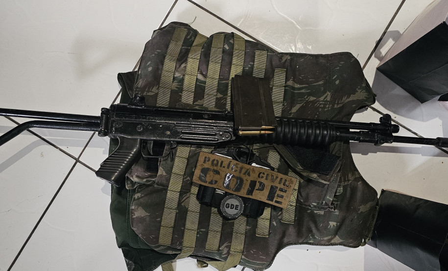 PCPR prende foragido por homicídio e apreende fuzil em Campo Largo