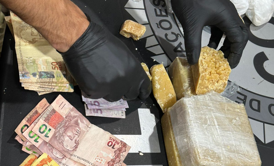 PCPR prende duas mulheres em flagrante por tráfico de drogas em Curitiba