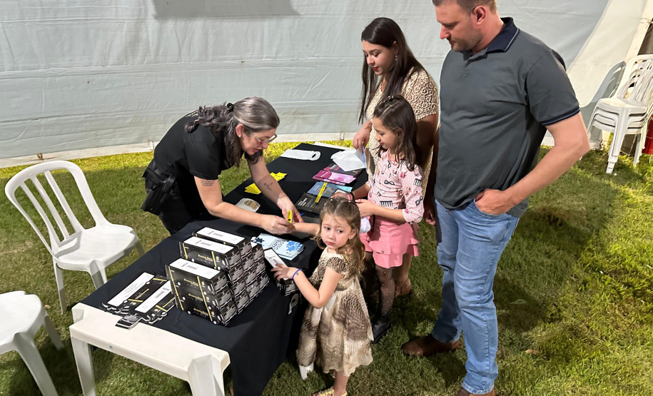 PCPR na Comunidade leva serviços de polícia judiciária e orientações para mais de 5,5 mil pessoas no Vale do Ivaí, Oeste e Curitiba