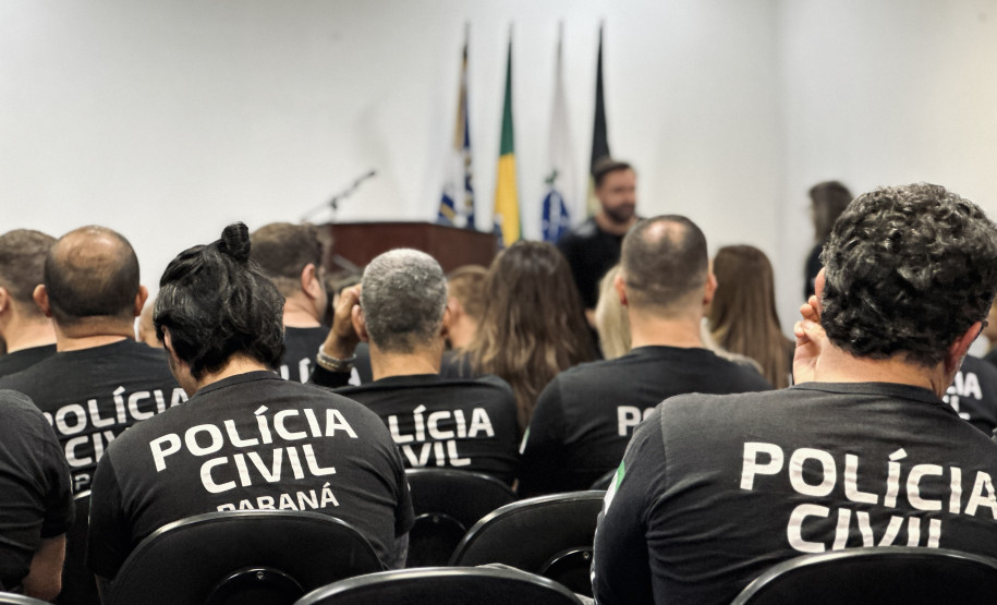 PCPR homenageia servidores com medalhas de serviço policial no Norte do Estado