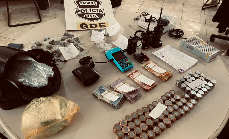 PCPR prende cinco pessoas durante operação contra o tráfico de drogas em Foz do Iguaçu