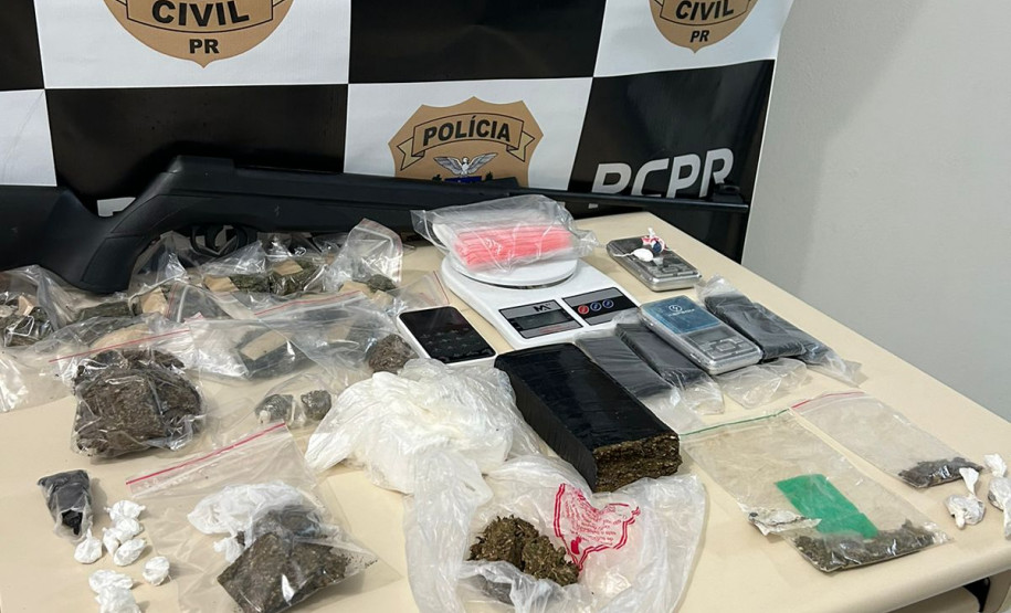 PCPR prende cinco pessoas durante operação contra o tráfico de drogas em Cornélio Procópio