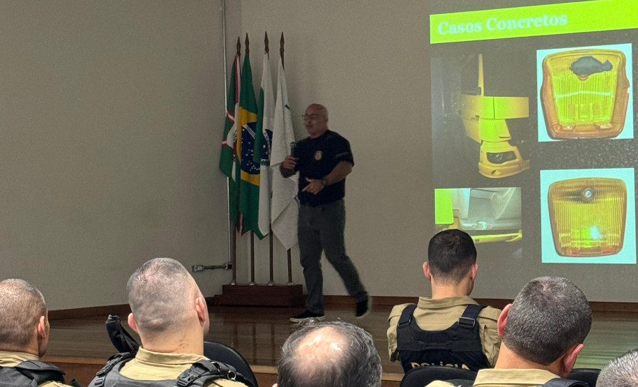 PCPR ministra palestra sobre crimes de trânsito para PMPR em Curitiba