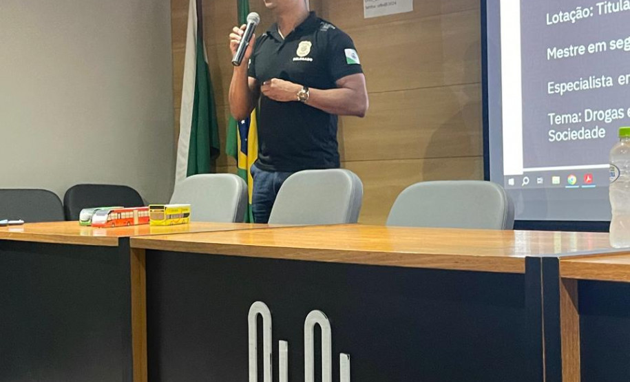 PCPR promove palestra sobre a prevenção à violência e ao tráfico de drogas em Curitiba