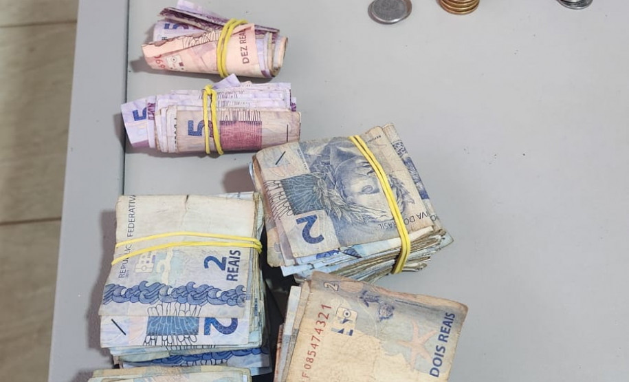 PCPR prende seis pessoas e 1,3 quilos de drogas durante operação em Nova Londrina