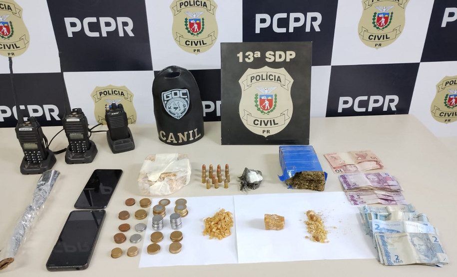 PCPR e GM prendem cinco pessoas por tráfico e apreende drogas em Ponta Grossa