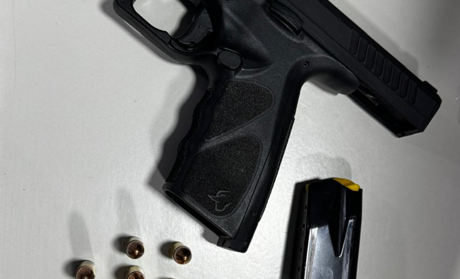 PCPR apreende caminhão furtado com 1,5 mil litros de combustível ilegal e prende dois homens em Curitiba