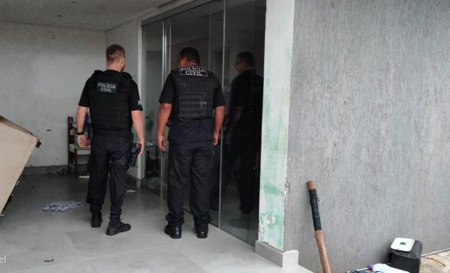 PCPR e PMPR prendem 10 pessoas durante o cumprimento de 27 mandados de busca e apreensão em Cascavel