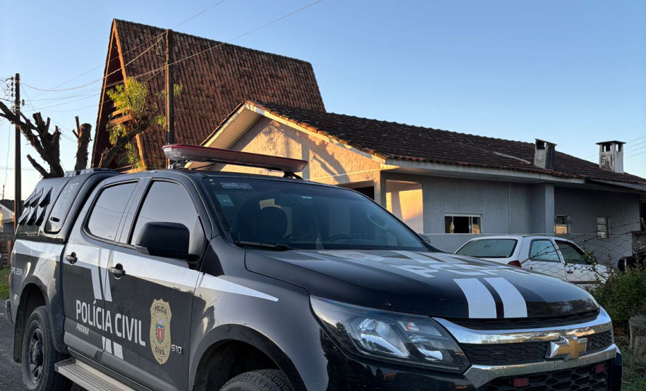 PCPR e PMPR prendem quatro pessoas durante operação contra o tráfico de drogas em Rio Azul