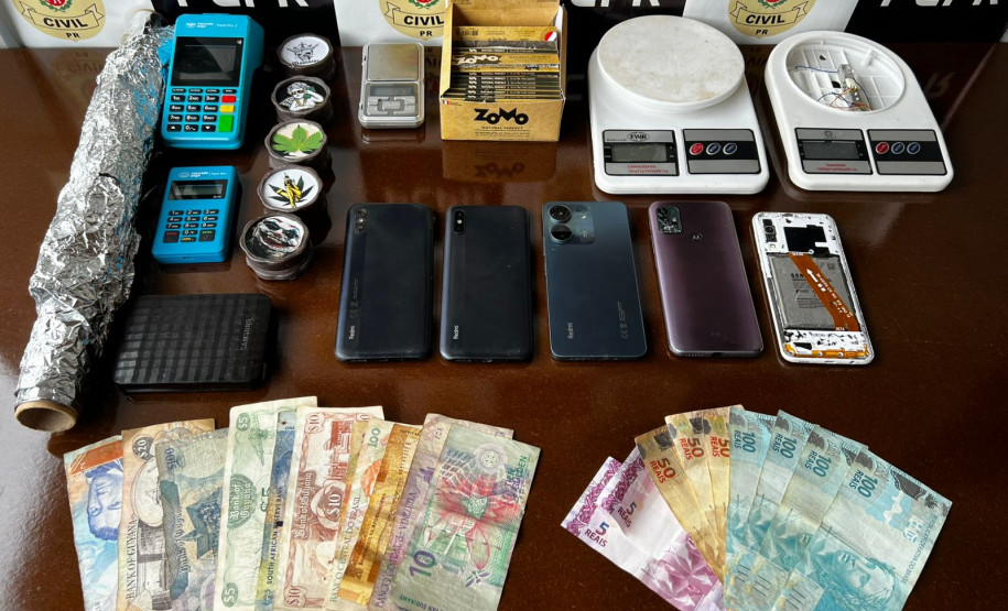 PCPR e PMPR prendem quatro pessoas por tráfico de drogas durante operação em Nova Londrina