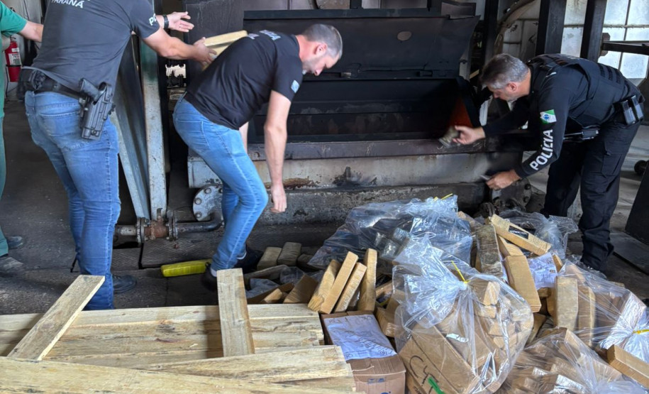 PCPR incinera 478 quilos de entorpecentes em Ponta Grossa