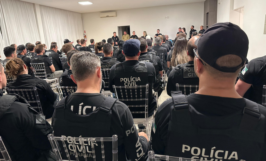 PCPR prende 20 pessoas e apreende R$ 29 mil em operação contra grupos criminosos no Sudoeste do Paraná